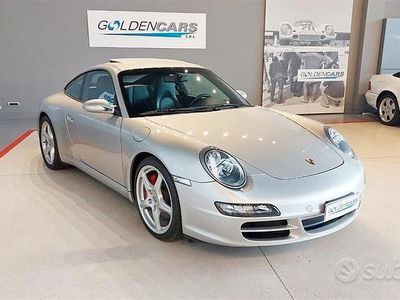 Usata Porsche 911 Carrera S 355 CV (261 kW) 2005 Grigio Coupé