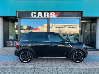 Begagnad Mini Cooper D Countryman 142 HK (104 kW) 2015 Svart SUV
