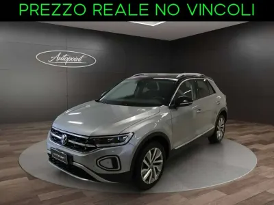 Usata VW T-Roc Style 150 CV (110 kW) 2023 Grigio SUV
