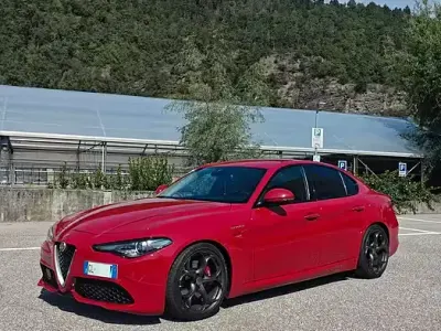 Usata Alfa Romeo Giulia 280 CV (205 kW) 2017 Rosso Berlina