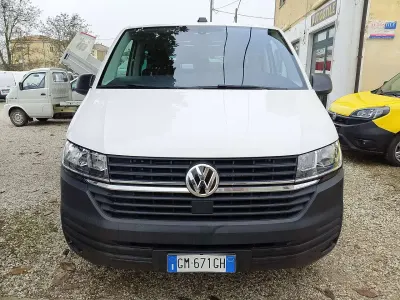 Usata VW Caravelle Trendline 110 CV (80 kW) 2023 Bianco Furgone