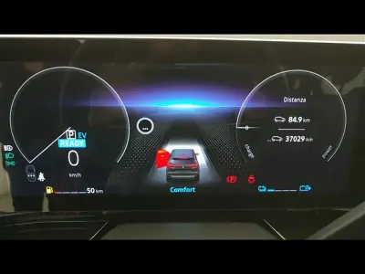 Usata Renault Austral Techno 200 CV (147 kW) 2023 Rosso SUV
