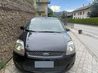 Usata Ford Fiesta 80 CV (58 kW) 2008 Nero Utilitaria