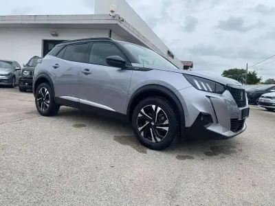 Usata Peugeot 2008 GT 131 CV (96 kW) 2021 Grigio SUV