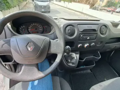 Usata Renault Master 125 CV (91 kW) 2010 Utilitaria
