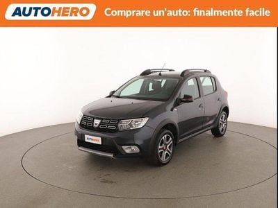 Usata Dacia Sandero Stepway 89 CV (65 kW) 2020 Grigio Berlina