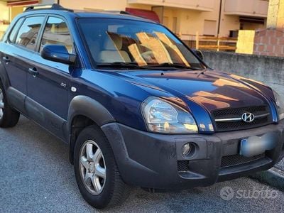 Usata Hyundai Tucson 112 CV (82 kW) 2005 Blu SUV