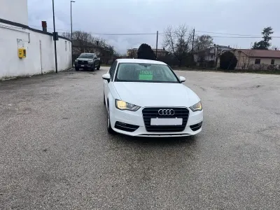 Usata Audi A3 Business 110 CV (80 kW) 2016 Bianco Berlina