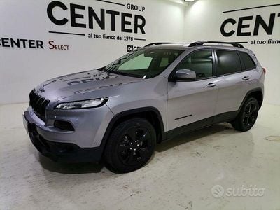 Usata Jeep Cherokee Night Eagle 194 CV (142 kW) 2019 Grigio SUV