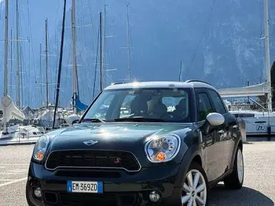 Usata Mini Cooper S Countryman 184 CV (135 kW) 2012 Verde SUV