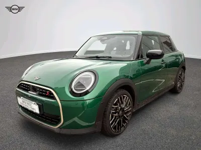 Ny Mini Cooper Favoured 150 kW (204 HK) 2025 Grön Halvkombi