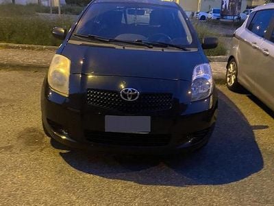 Usata Toyota Yaris 69 CV (50 kW) 2008 Nero Utilitaria