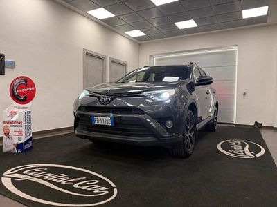 Usata Toyota RAV4 Hybrid Lounge 155 CV (114 kW) 2016 Grigio SUV