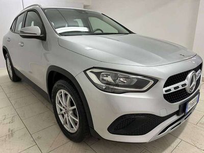 Mercedes GLA200