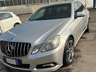 Usata Mercedes 220 AMG 163 CV (119 kW) 2010 Argento Berlina