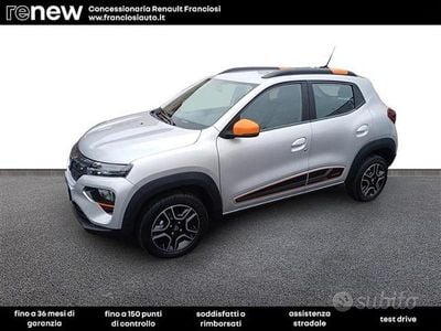 Usata Dacia Spring Comfort 33 kW (45 CV) 2022 Grigio chiaro Utilitaria