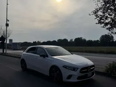 Usata Mercedes A180 AMG Line Premium Plus 116 CV (85 kW) 2022 Berlina