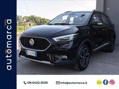 Usata MG ZS Luxury 106 CV (77 kW) 2024 Nero metallizzato SUV