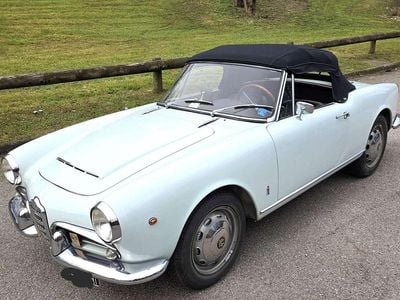 Usata Alfa Romeo Giulia Spider 94 CV (69 kW) 1964 Bianco Cabrio