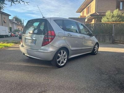 Mercedes A200