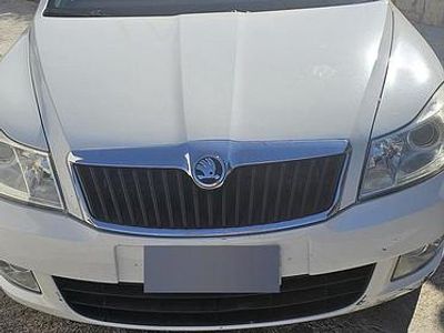 Occasion Skoda Octavia Elegance 110 ch (80 kW) 2013 Blanc Break