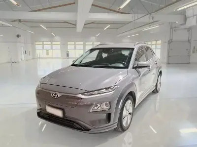 Usata Hyundai Kona XPrime 25 kW (35 CV) 2020 SUV