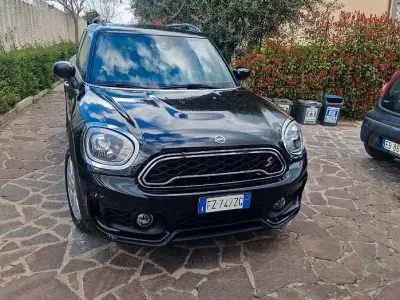 Usata Mini Countryman 190 CV (139 kW) 2020 Nero SUV