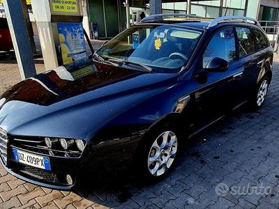 Usata Alfa Romeo 159 120 CV (88 kW) 2010 Nero Station wagon