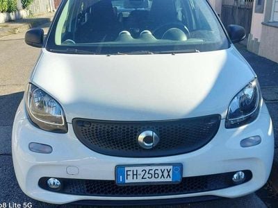 Usata Smart ForFour Prime 71 CV (52 kW) 2017 Bianco Utilitaria