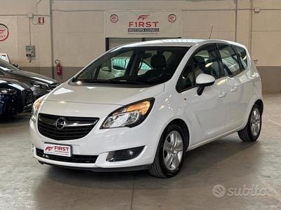 Usata Opel Meriva Cosmo 95 CV (69 kW) 2015 Bianco Monovolume