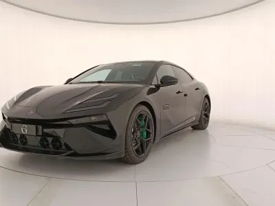 Nuova Lotus Emeya 675 kW (918 CV) 2026 Nero stellar Utilitaria