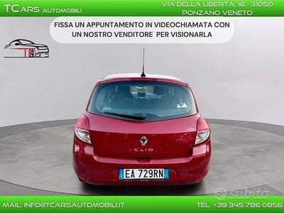 Usata Renault Clio II 75 CV (55 kW) 2010 Rosso Berlina