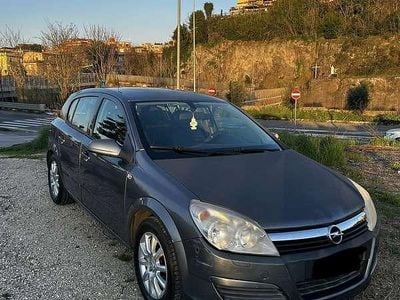 Usata Opel Astra 111 CV (81 kW) 2004 Coupé