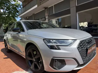 Usata Audi A3 150 CV (110 kW) 2021 Argento Berlina
