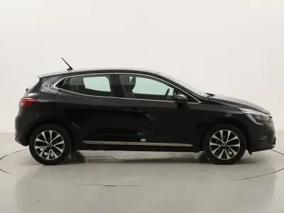 Usata Renault Clio V Intens 101 CV (74 kW) 2021 Utilitaria