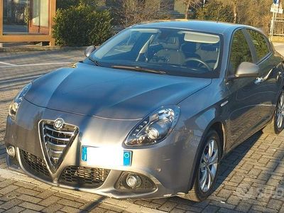 Usata Alfa Romeo Giulietta Exclusive 105 CV (77 kW) 2015 Grigio Utilitaria