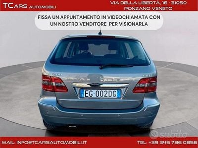 Usata Mercedes B200 140 CV (102 kW) 2007 Grigio Monovolume