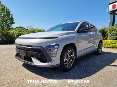 Käytetty Hyundai Kona N Line 105 HP (77 kW) 2024 Harmaa Katumaasturi