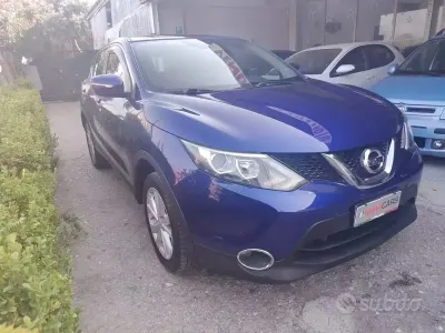 Usata Nissan Qashqai Tekna 110 CV (80 kW) 2014 Blu SUV