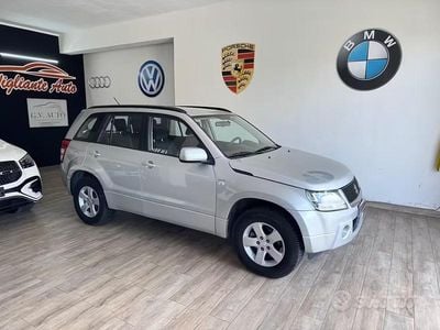 Usata Suzuki Grand Vitara 129 CV (94 kW) 2007 Grigio SUV