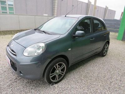 Usata Nissan Micra Tekna 80 CV (58 kW) 2012 Gray Utilitaria