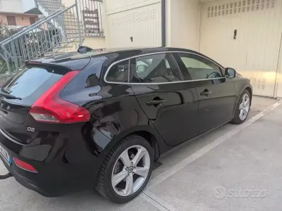 Brugt Volvo V40 114 HK (83 kW) 2013 Sort Sedan
