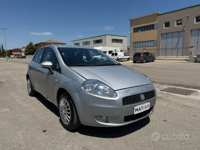Usata Fiat Grande Punto 65 CV (47 kW) 2007 Grigio Utilitaria