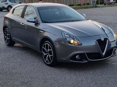 Usata Alfa Romeo Giulietta Ti 120 CV (88 kW) 2021 Grigio Berlina