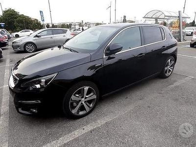 Usata Peugeot 308 GT-line 131 CV (96 kW) 2020 Nero Berlina