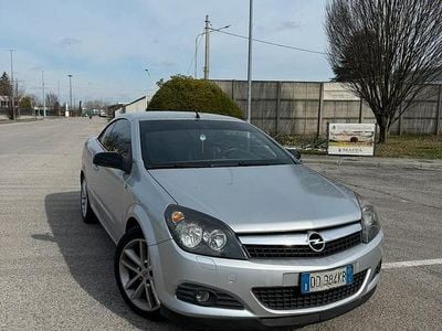 Usata Opel Astra Cabriolet 2007 Cabrio