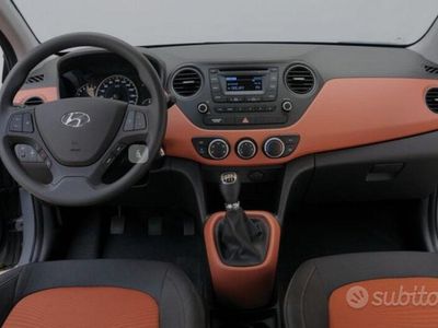 usata Hyundai i10 2ª serie - 2015