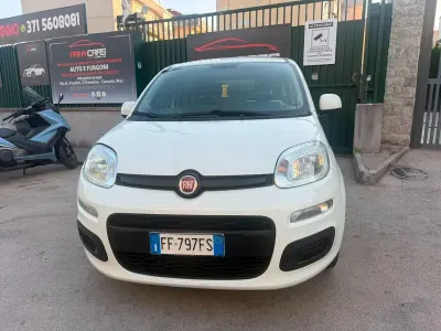 Usata Fiat Panda Lounge 69 CV (50 kW) 2016 Bianco Utilitaria
