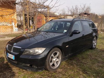 usata BMW 320 320 d DPF Touring Aut.