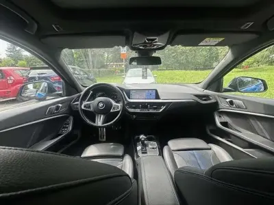 Usata BMW 120 M Sport 177 CV (130 kW) 2021 Blu/azzurro Utilitaria